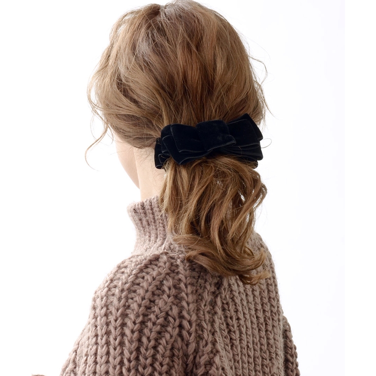 VALENTINO GARAVANI シルクベルベット リボン ヘアクリップ VALENTINO GARAVANI シルクベルベット リボン ヘアクリップ