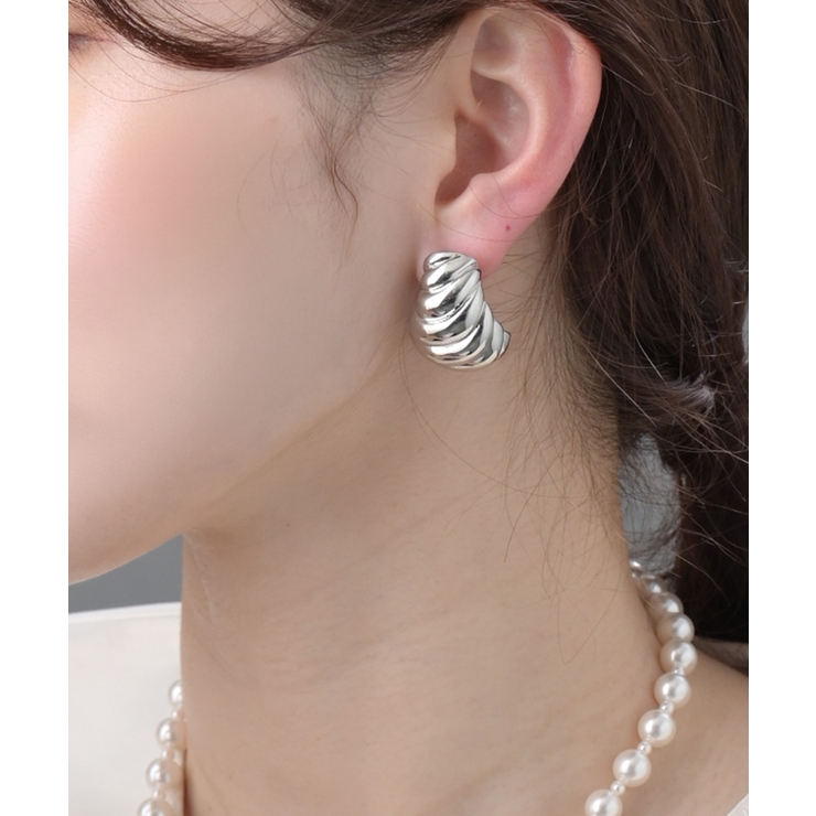 ツイストボリュームメタルピアス ゴールド シルバー | VINGTAINE | 詳細画像6 