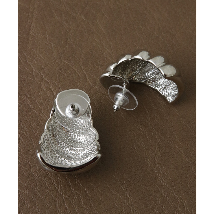 ツイストボリュームメタルピアス ゴールド シルバー | VINGTAINE | 詳細画像9 