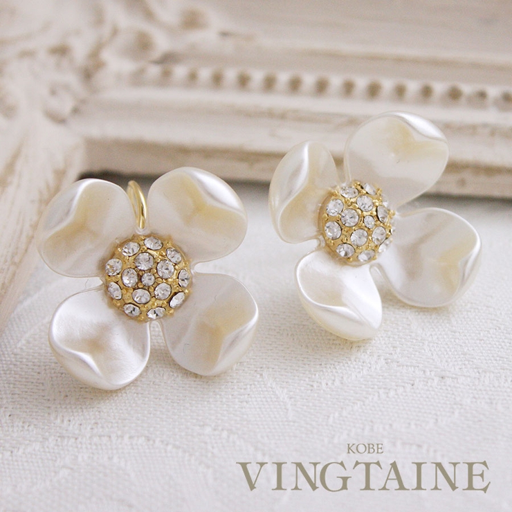 パール調フラワーフックピアス ビジュー ホワイト | VINGTAINE | 詳細画像1 