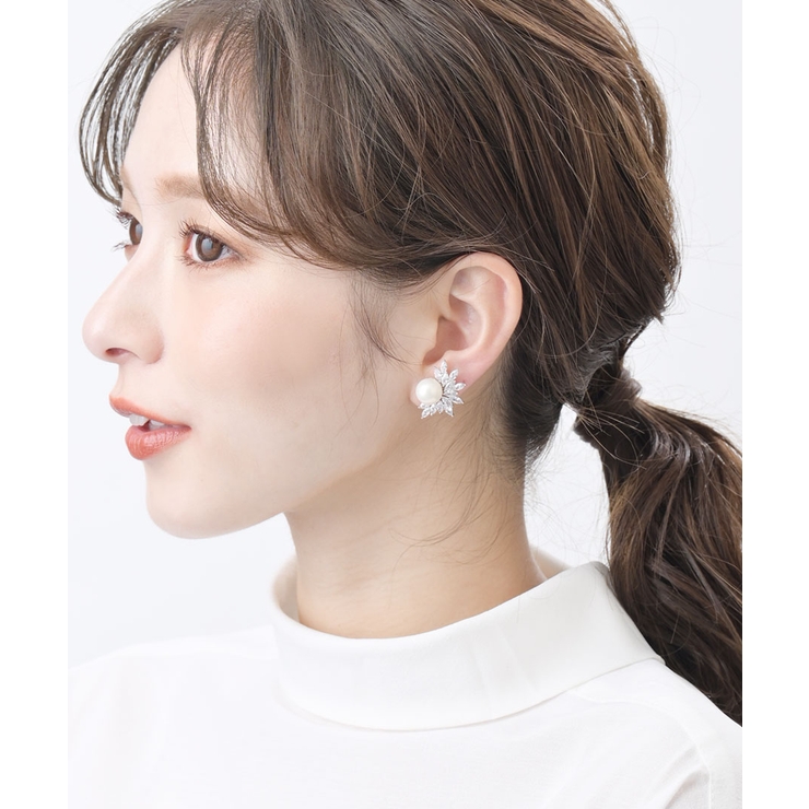 クラシカルパールハーフビジューピアス イヤリング ネジバネ式 | VINGTAINE | 詳細画像5 