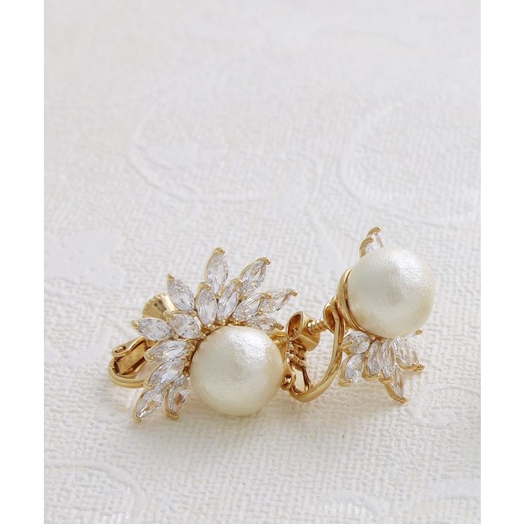 クラシカルコットンパールハーフビジューピアス イヤリング ネジバネ式 | VINGTAINE | 詳細画像7 