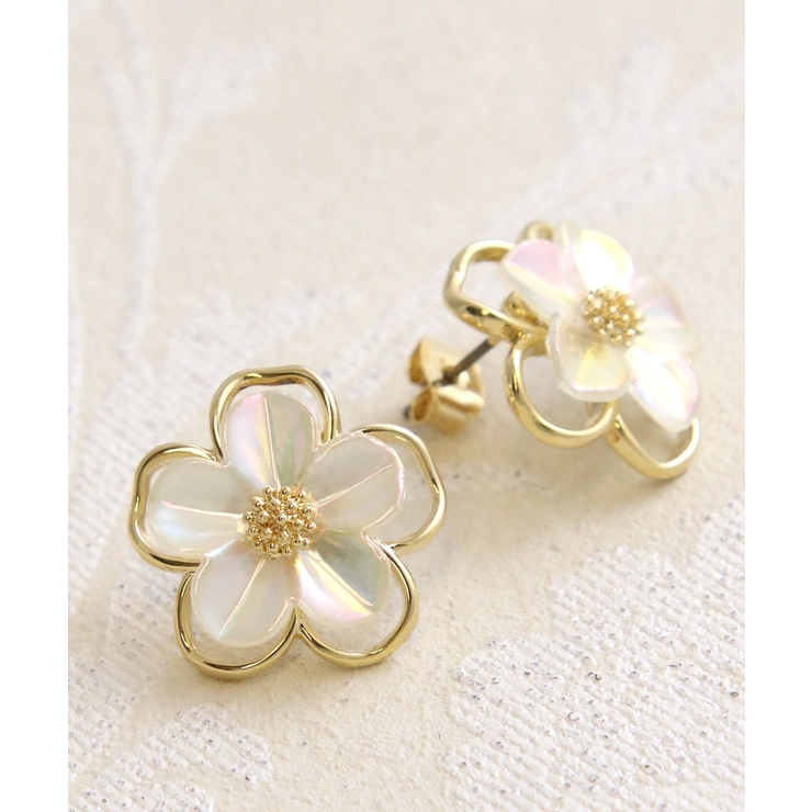 シェル風フラワーピアス イヤリング お花[品番：VTNA0003500