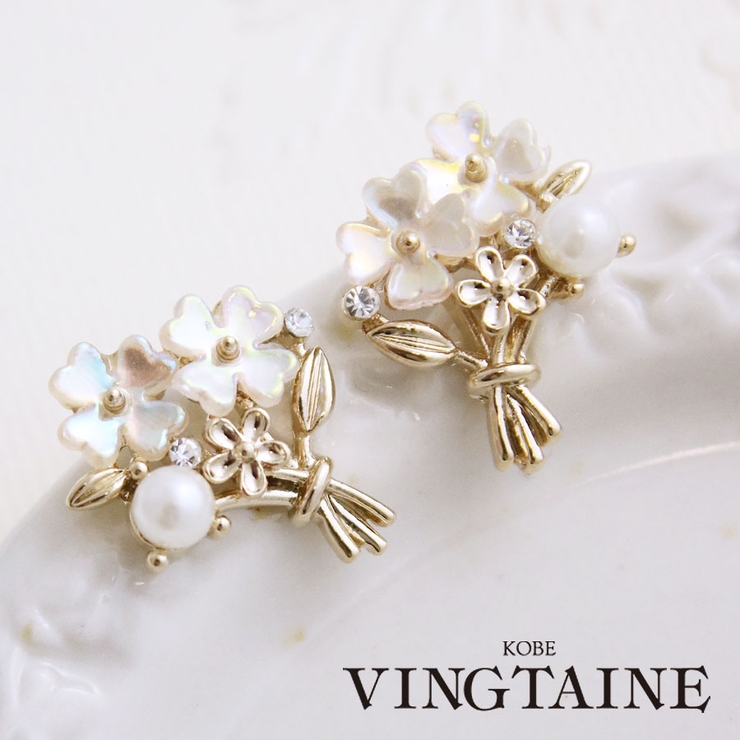 992】リボンとブーケとタッセルのピアス／イヤリング