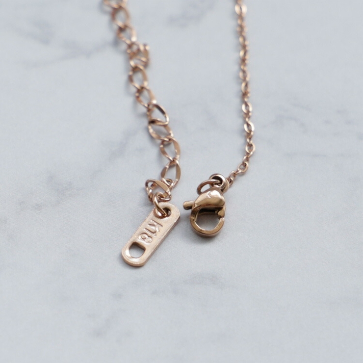 ゴールド | パール風Y字ネックレス | Vita Felice