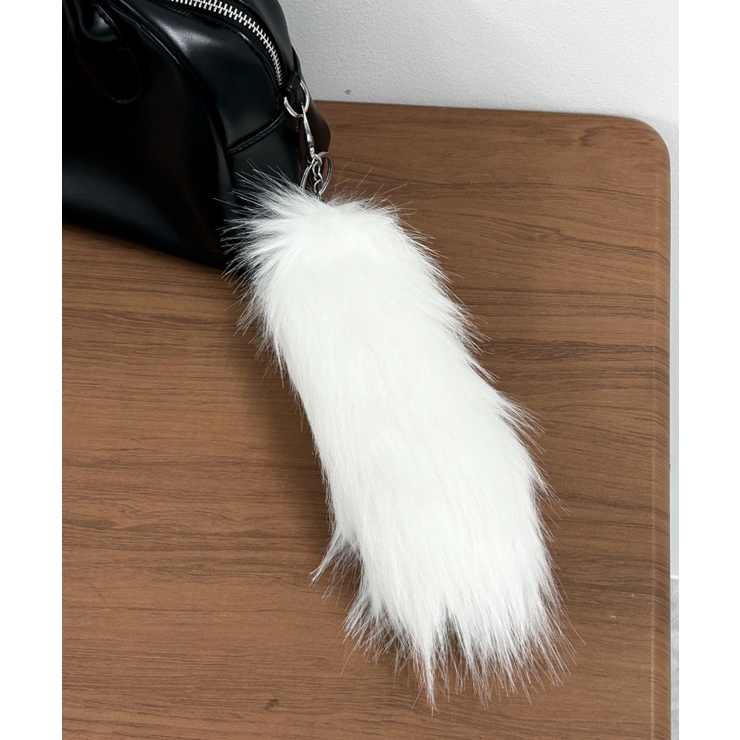 ホワイト | ファーしっぽキーホルダー | WEGO【WOMEN】