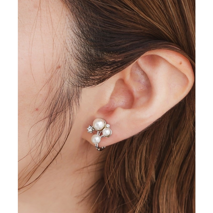 痛くなりにくいパール調ビジューイヤリング | grove | 詳細画像4 