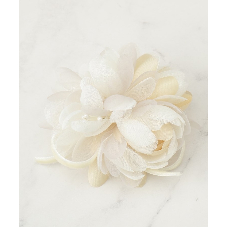 ライトベージュ(051) | 【セレモニー】やわらかな印象に MIXリボンコサージュ | SHOO・LA・RUE