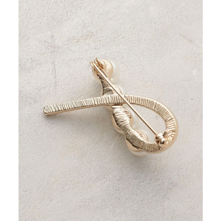 フェイクパール カーブラインブローチ | OPAQUE.CLIP | 詳細画像2 