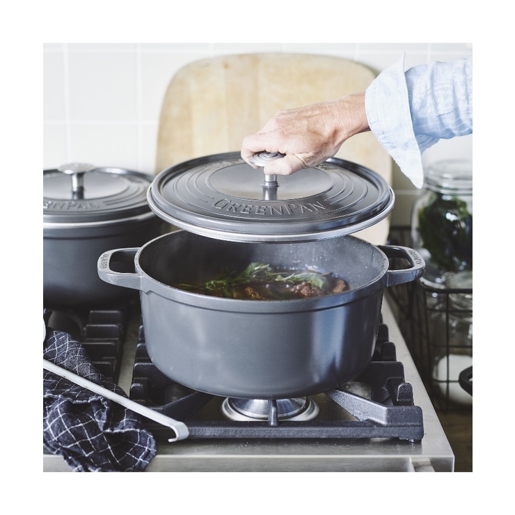 フェザーウェイト ココットラウンド 22cm | 212 KITCHEN STORE | 詳細画像1 