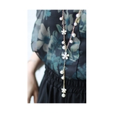 艶めくパールと白い花咲くラリアットネックレス レディース ファッション | Sawa a la mode | 詳細画像16