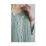 艶めくパールと白い花咲くラリアットネックレス レディース ファッション | Sawa a la mode | 詳細画像19