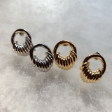 Motif Layered Pierce | feu | 詳細画像3
