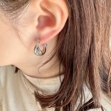 サージカルステンレスツイストフープピアス アレルギー対応素材 長時間着用OK | feu | 詳細画像9 