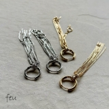 タッセルピアス メタルチェーン 揺れる | feu | 詳細画像1