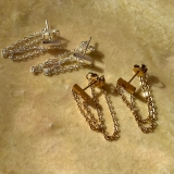 サージカルステンレスチェーンピアス 華奢 エレガント | feu | 詳細画像2 