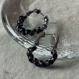 シルバー | ブラックフープピアス ストーン トレンド | feu