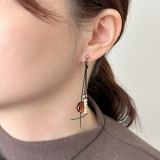 ブラックコード フックピアス 揺れる | feu | 詳細画像10 