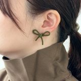 リボンピアス ベロア クラシカル | feu | 詳細画像12 