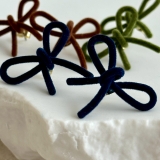 リボンピアス ベロア クラシカル | feu | 詳細画像16 