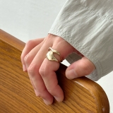 ニュアンスリング 変形メタル デザインリング | feu | 詳細画像11 