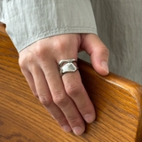 ニュアンスリング 変形メタル デザインリング | feu | 詳細画像2 