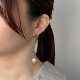 揺れるピアス クリア樹脂 個性的 | feu | 詳細画像9 