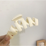 ベージュ | ヘアクリップ バレッタ アクリルバンスクリップ シンプル | And Kawaii