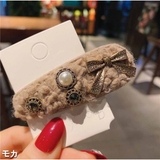 モカ | ヘアクリップ モコモコファー フェイクパール | And Kawaii