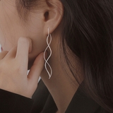 揺れるチェーンピアス ロングピアス 上品 | SUNSHINE CLOSET | 詳細画像12 