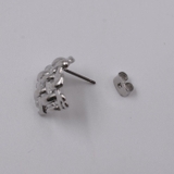 耳元を華やかに彩る!編み込みメタルモチーフピアス | aquagarage | 詳細画像7