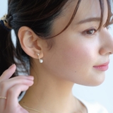 耳元に上品な輝きを添えてくれるビジューバーパールピアス | aquagarage | 詳細画像8