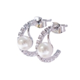 シルバー | 耳元に上品な華やかさを添えるパール2連風フープピアス | aquagarage