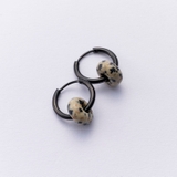 BLACK | ストーンフープピアス | 4quince