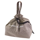 ベージュ | 巾着ランチバッグ 巾着型 保冷バッグ | At First