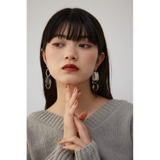 WHT | バイカラーフェイクレザーピアス | AZUL BY MOUSSY