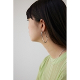 SLV | ニュアンスカーブビッグフープピアス | AZUL BY MOUSSY