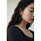 BICOLOR FAUX LEATHER EARRINGS | AZUL BY MOUSSY | 詳細画像15