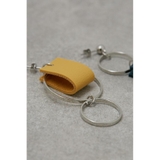 BICOLOR FAUX LEATHER EARRINGS | AZUL BY MOUSSY | 詳細画像7