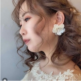 ホワイトフラワーBigモチーフピアス | BACKYARD FAMILY | 詳細画像4 