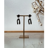 ブラック | ユニークデザインピアス emouv ピアス | BUYSENSE