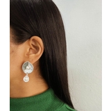 2連シェルパールピアス emouv ピアス | BUYSENSE | 詳細画像1 