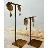 シルバー | 2連シェルパールピアス emouv ピアス | BUYSENSE