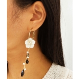 ゴールド | フラワーパールピアス emouv ピアス | BUYSENSE