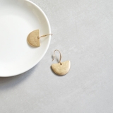 ユニークゴールドピアス emouv by | BUYSENSE | 詳細画像2 