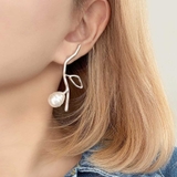 アシンメトリーフラワーピアス emouv by | BUYSENSE | 詳細画像8 