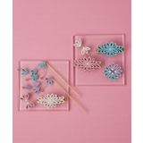 【カヤ】花平つまみイヤリング | アミナコレクション | 詳細画像1