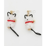 ホワイト×ブラック | 【カヤ】水引猫イヤリング | アミナコレクション 