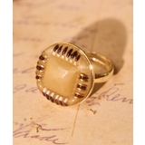 ベージュ | 【欧州航路】【Fromチェコ】チェコボタンモアリング | アミナコレクション 