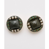 グレー | 【欧州航路】【Fromチェコ】チェコボタンモアピアス | アミナコレクション 